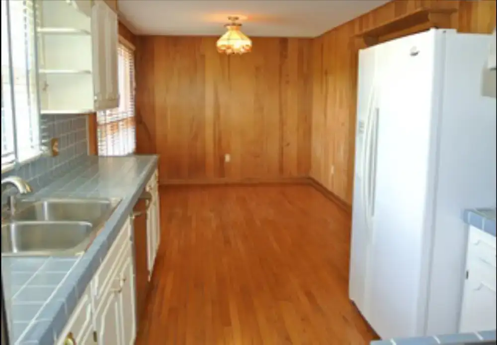 Kitchen before 1