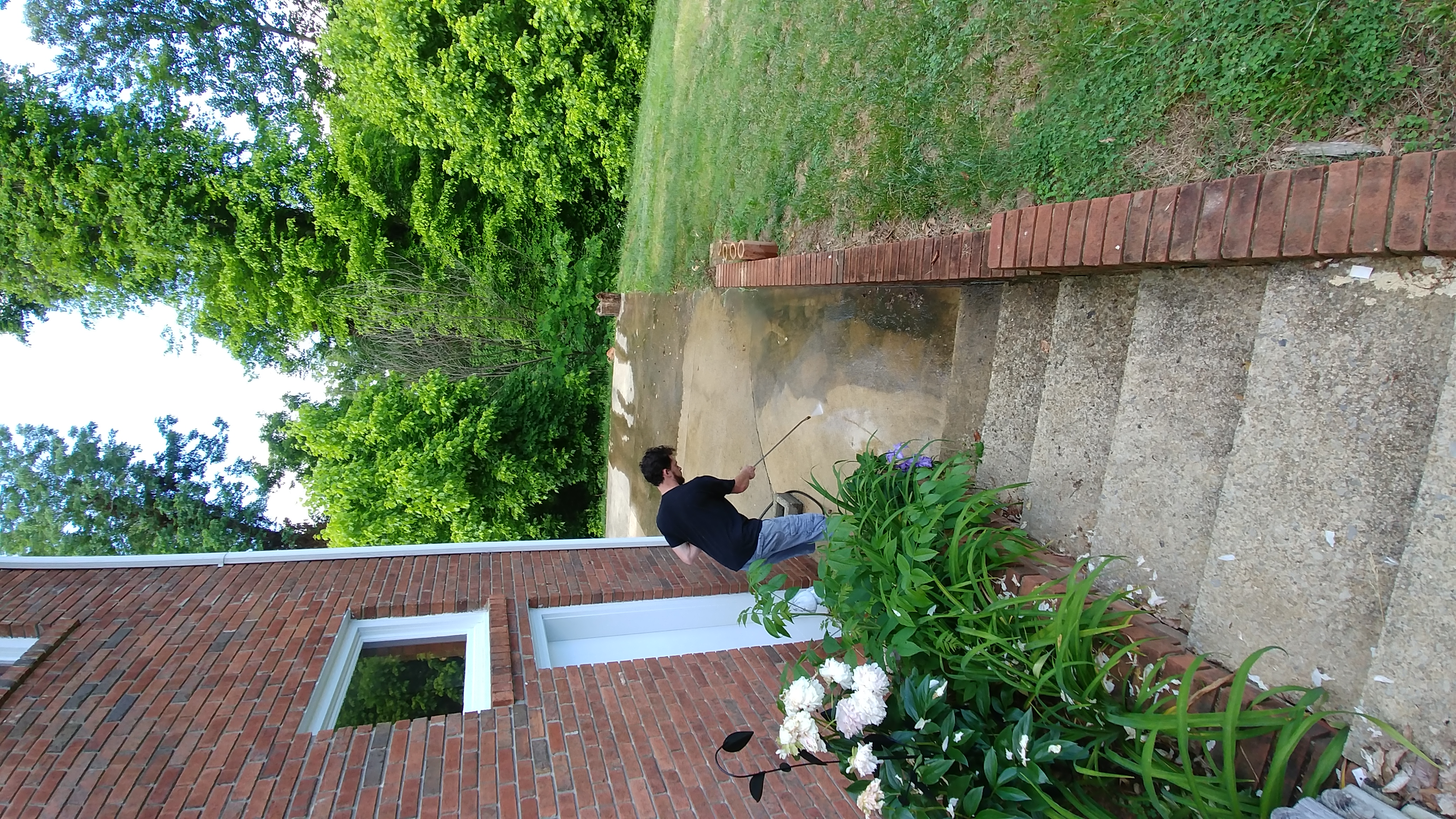 Pressure wash